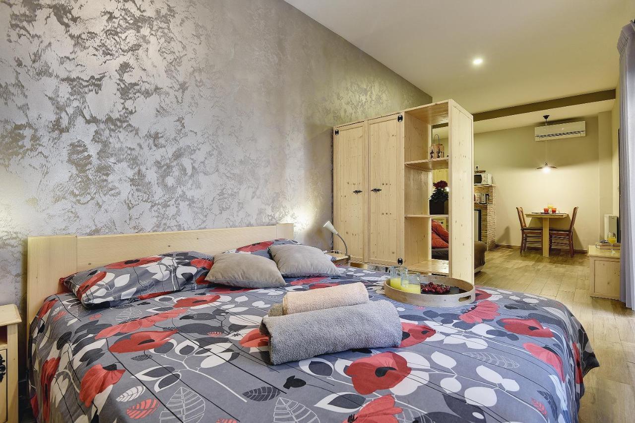 Mimoza Old Town Pula Apartments Ngoại thất bức ảnh