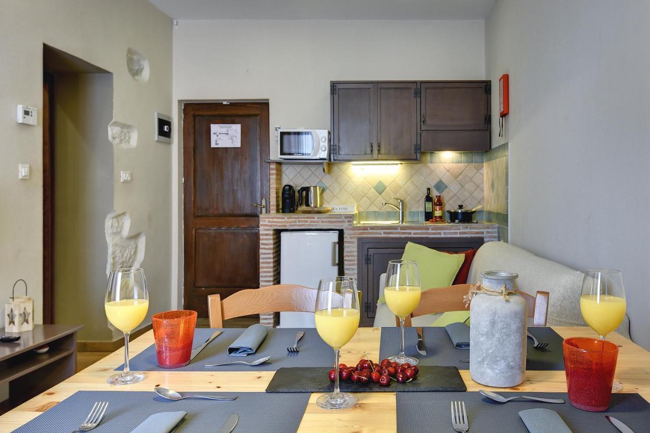 Mimoza Old Town Pula Apartments Ngoại thất bức ảnh