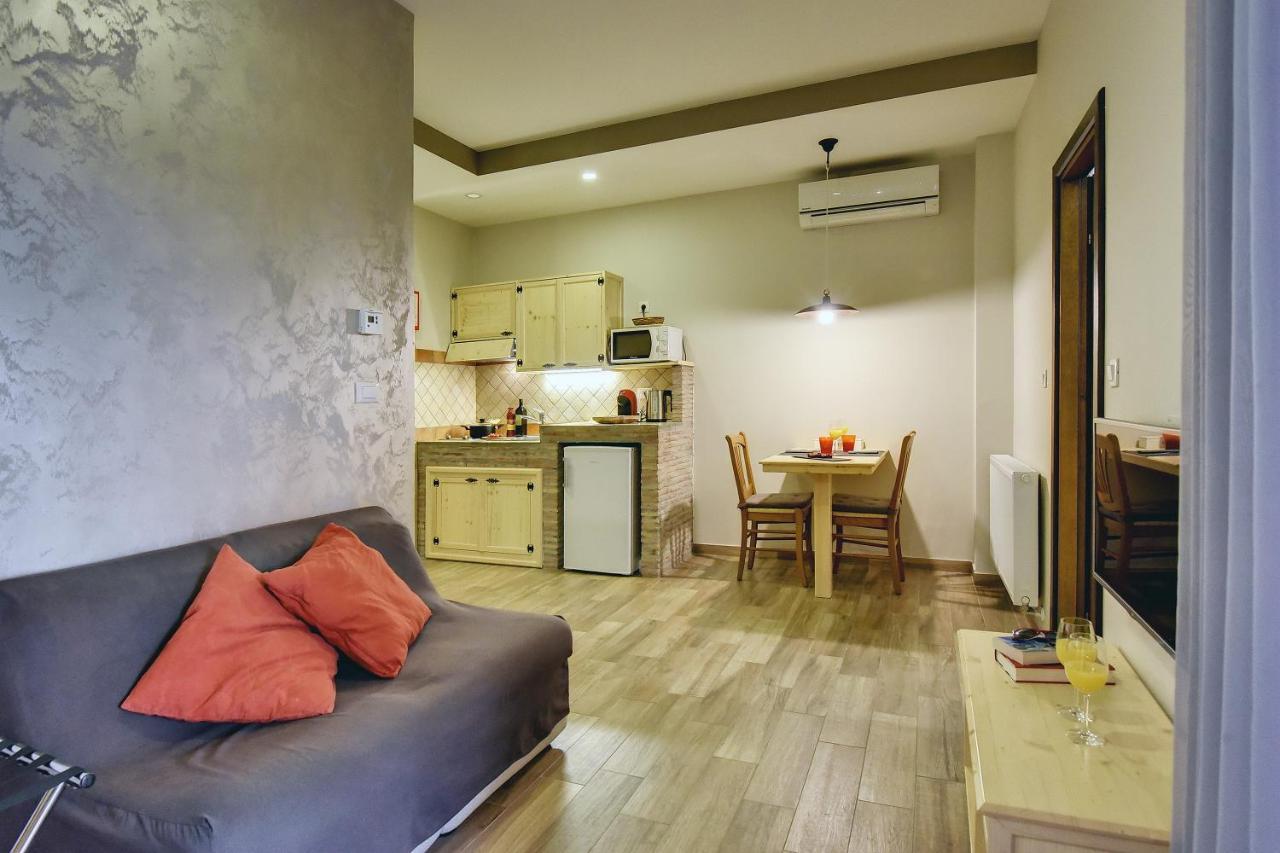 Mimoza Old Town Pula Apartments Ngoại thất bức ảnh